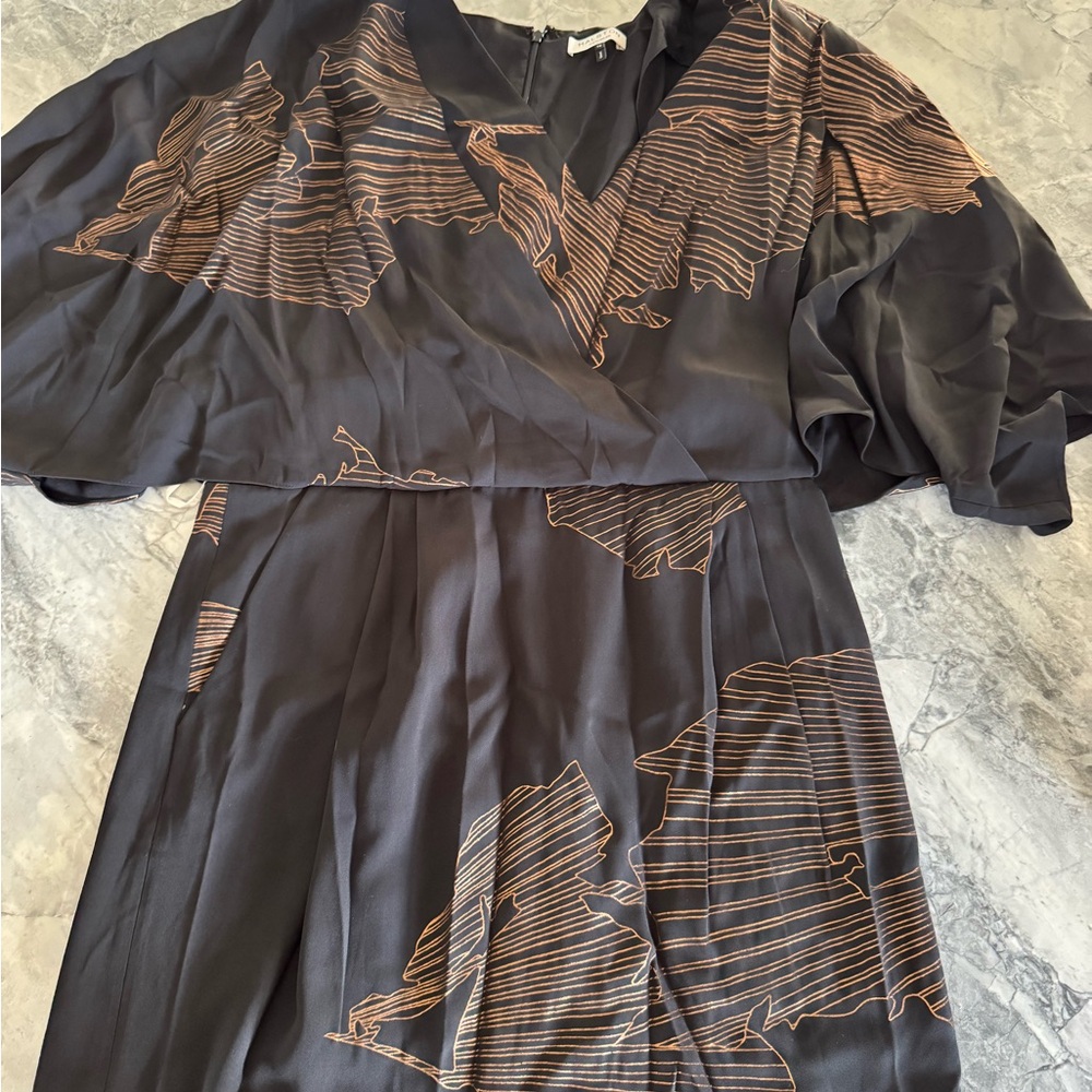 HALSTON HERITAGE Kimono-sleeve Faux-wrap Printed Dress In Black Antique Sz 14